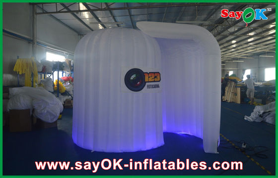 বিজ্ঞাপন বুথ লোগো সহ গোলাপী ইনফ্ল্যাটেবল লাইটিং / উইডিং ইনফ্ল্যাটেবল বুথ প্রদর্শন করে