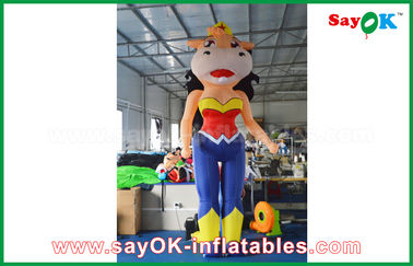 2m উচ্চতা Inflatable কার্টুন অক্ষর Inflatable অট্টভাবে গৌণ অন্তর্নির্মিত - ব্লোয়ার মধ্যে