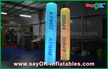 বিজ্ঞাপন 2.5m উচ্চতা আলোর Inflatable কলঙ্ক কলাম লোগো মুদ্রণ সঙ্গে