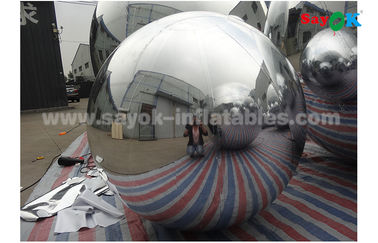 স্বর্ণের আয়না বল হালকা ওজন সিলভার ডায়া 2m বিজ্ঞাপনের জন্য inflatable বেলুন বহন করা সহজ