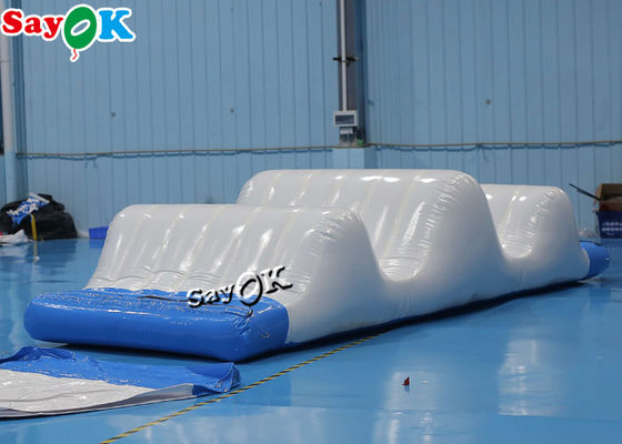 6x2x1.1mH সাদা বায়ুরোধী inflatable জল ভাসমান তরঙ্গ ট্র্যাক inflatable জল পার্ক