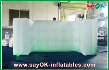 3m বেড়া হোয়াইট Inflatable LED ওয়াল Inflatable আলোর অলংকরণ অক্সফোর্ড কাপড়